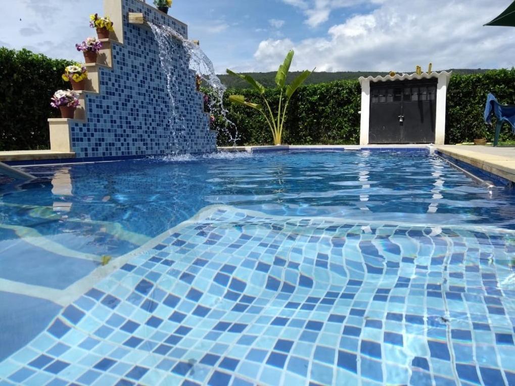 مبيت وإفطار C&H Casa Campestre El Oasis Ricaurte Girardot المظهر الخارجي الصورة